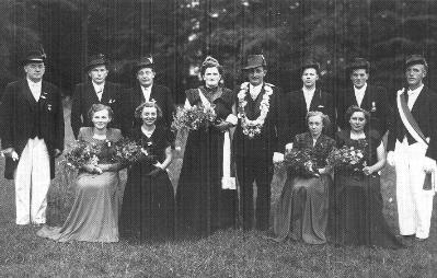 f1953.JPG (25990 bytes)