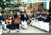 parade1.JPG (116947 Byte)